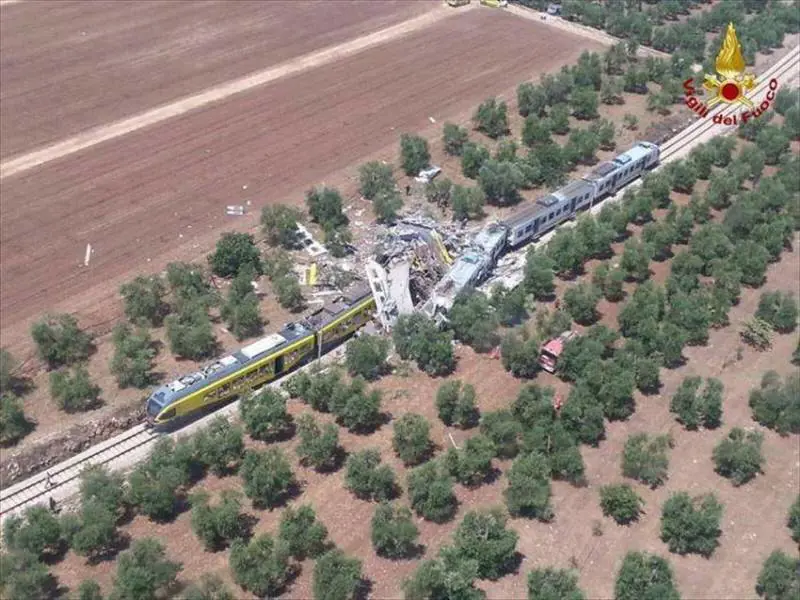 Scontro treni in Puglia, per la procura il sistema di blocco telefonico era obsoleto