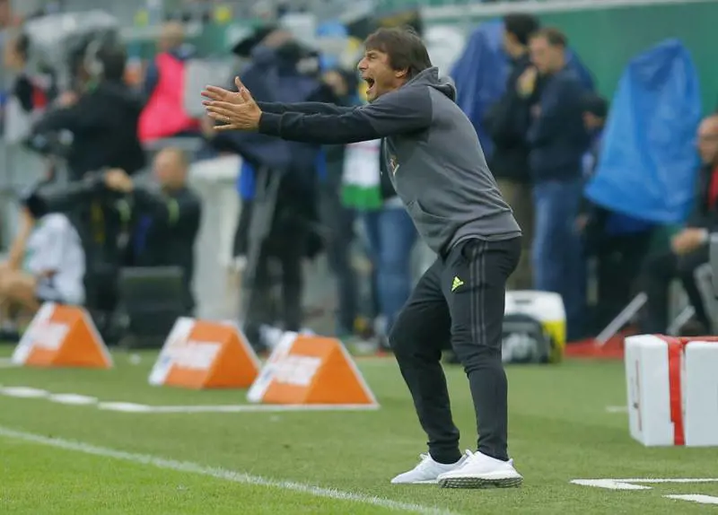Conte avverte la Juventus: "Cuadrado resta al Chelsea"