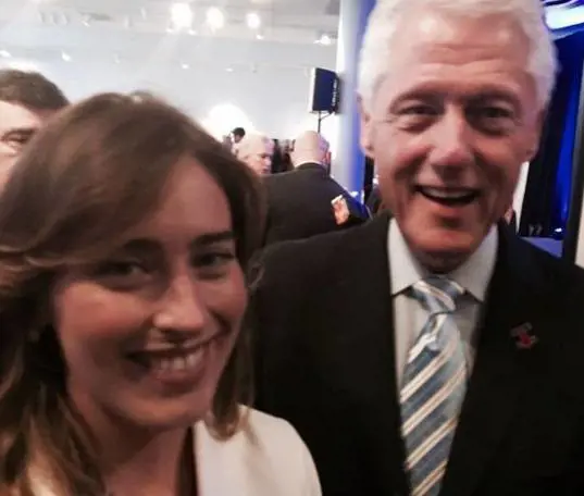 Sorrisi e selfie a Philadelphia: attacchi a Boschi e Boldrini