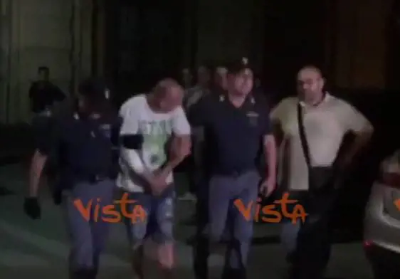 Lucca, morta la donna data alle fiamme dall'ex collega