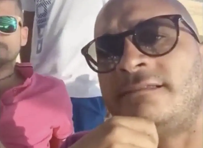 "Gli immigrati devono morire". La frase choc del dirigente Pd tra amici e bambini 