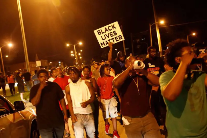 Milwaukee, ancora scontri: due feriti nei tafferugli