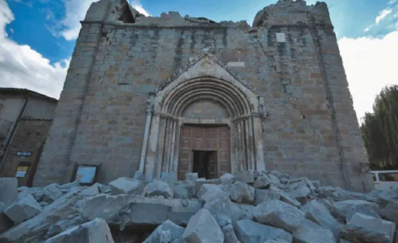 Torri, affreschi e chiese antiche. Un colpo feroce ai nostri capolavori