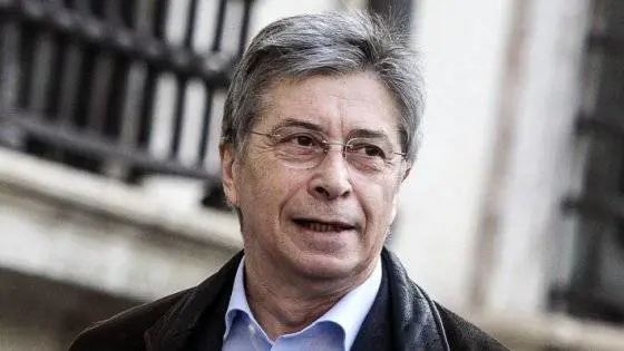 Strappo di Errani, il Pd perde un altro pezzo