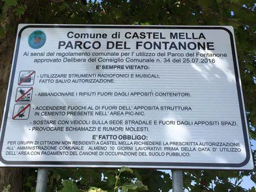 Il sindaco chiude il parco ai non residenti: "Troppi extracomunitari"