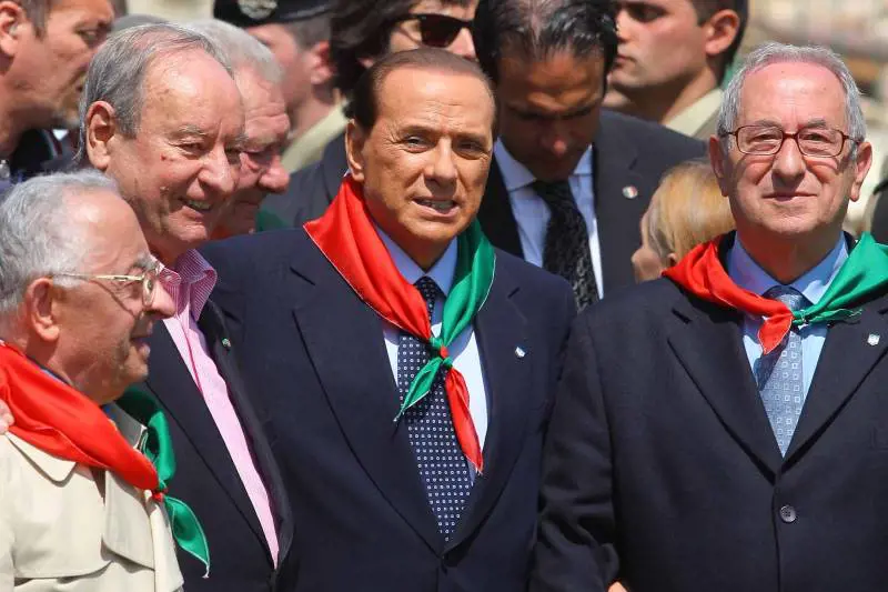 Renzi invoca lo spirito di Onna