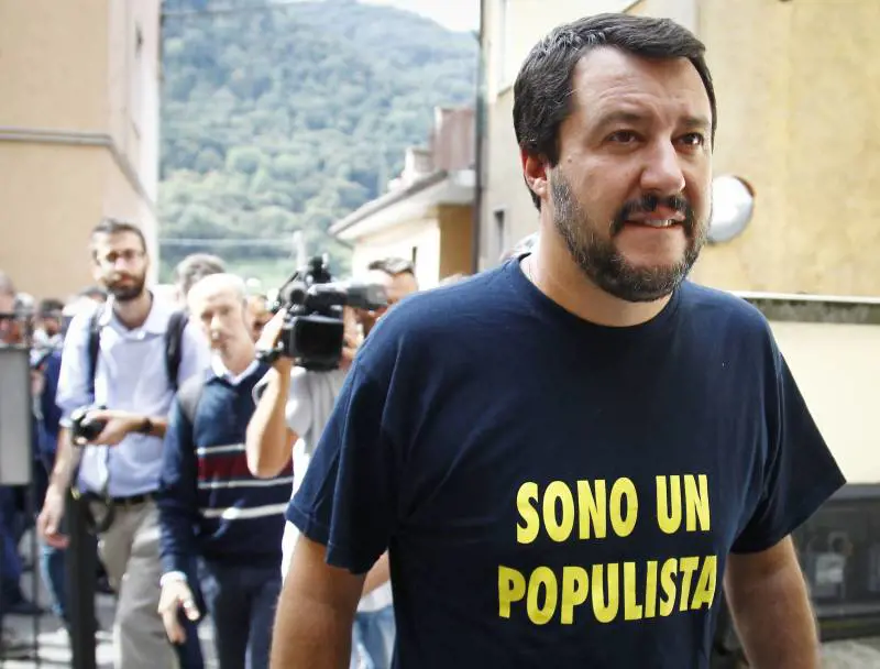 La denuncia di Salvini: "La procura blocca i fondi della Lega"