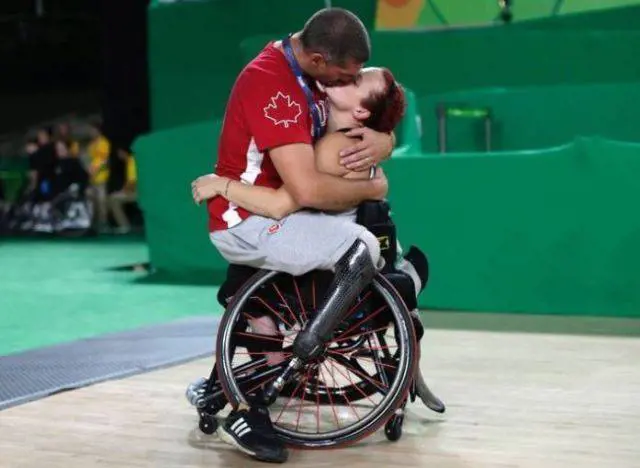 Paralimpiadi, questa foto è il ricordo più bello di Rio 2016