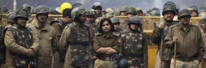 "La polizia indiana difende i criminali, non i turisti" 