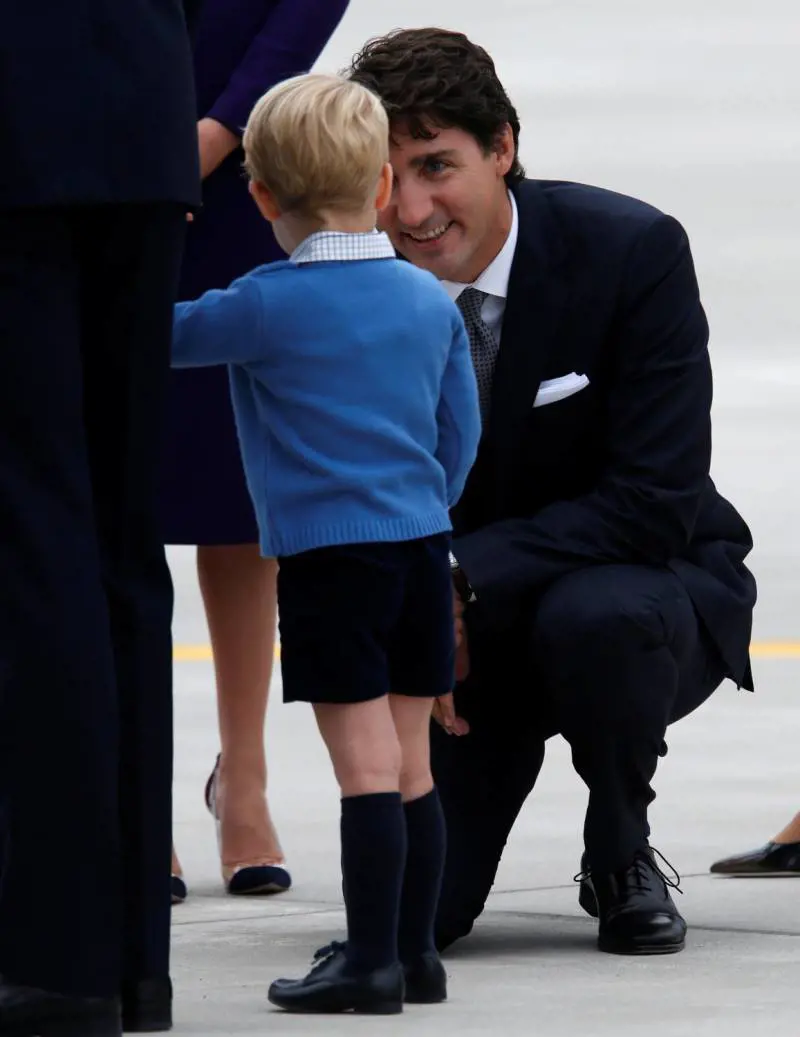Justin il liberal perfetto tradito dall'elicottero del suo amico Aga Khan