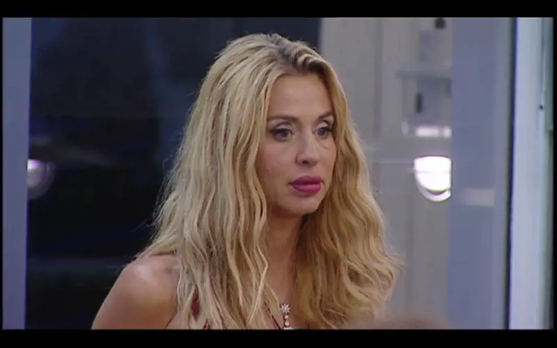 Gf Vip, lite tra Valeria Marini e Mariana Rodriguez