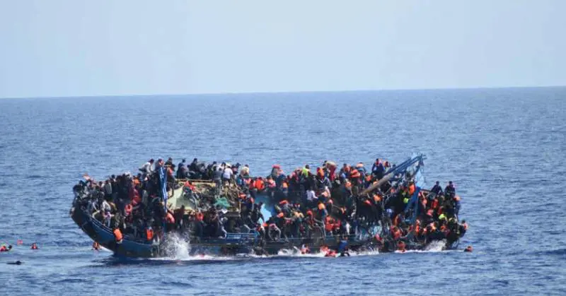 Solo oggi messi in salvo quasi 6mila migranti
