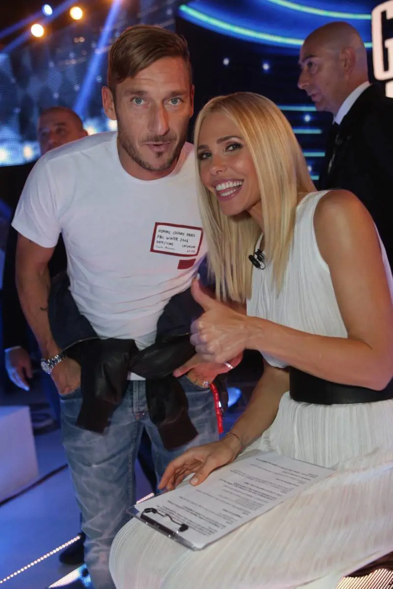 Totti svela: "Allenare? Mai dire mai. Spero di restare a vita nella Roma"