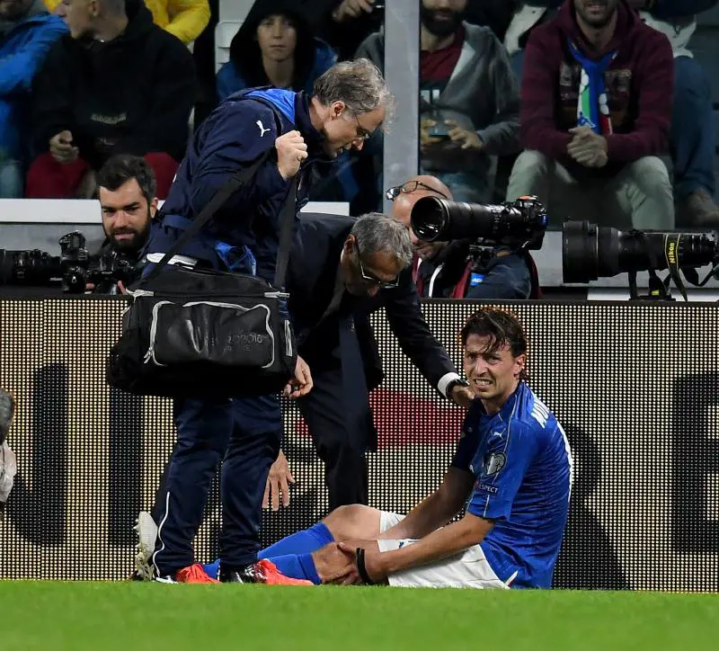 "A chi mi voleva morto", la carezza di Montolivo dopo i pugni dei social