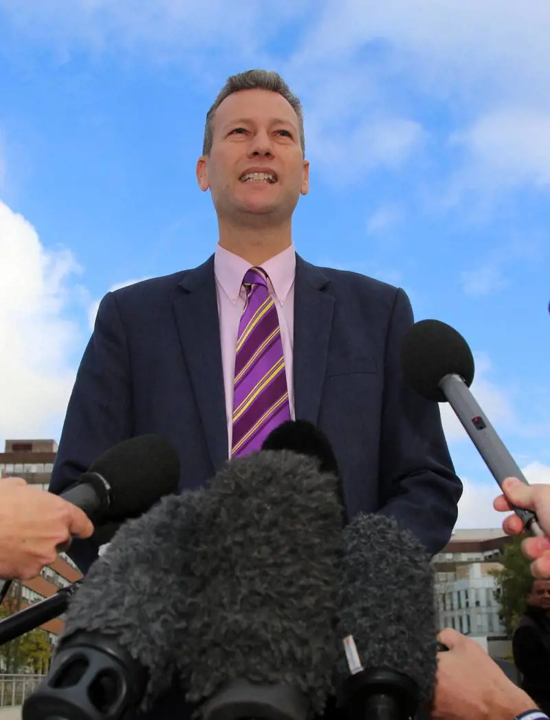 "Qualcosa di marcio nell'Ukip". E Woolfe decide di dimettersi