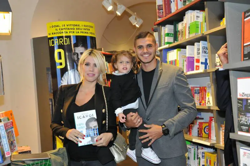 Wanda Nara: "Icardi resta all'Inter al 100%. La multa? In beneficenza"