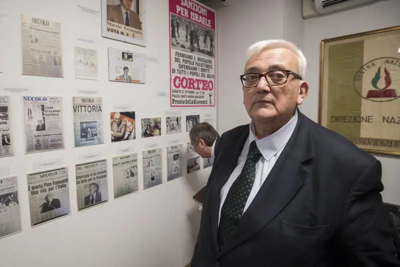 Borghezio attacca Fico: "Le parole su migranti? Non me ne frega un c…"