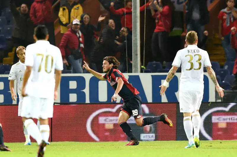 Il Milan cade sul più bello: il Genoa impone un secco 3-0 ai rossoneri