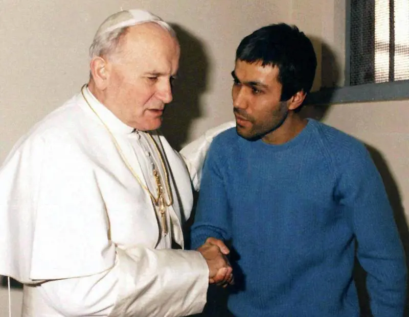 Ali Agca rispunta su facebook: "Io sono il Cristo eterno"