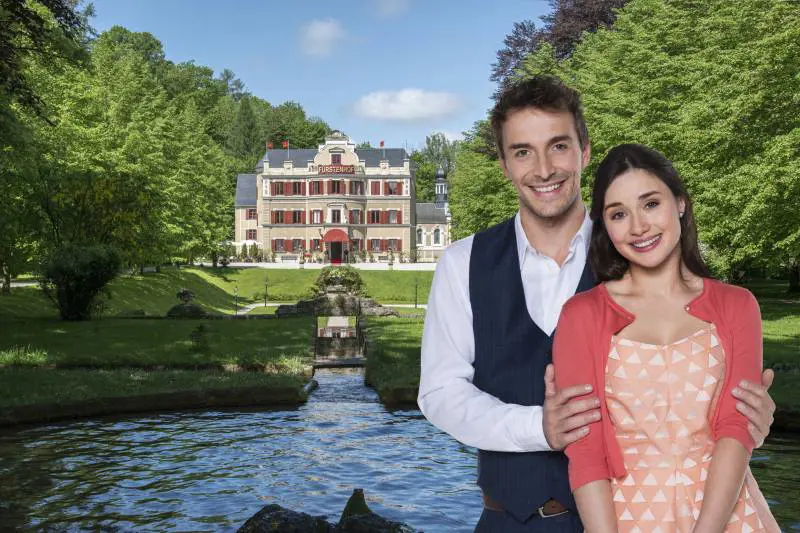 Quasi settemila baci per una "Tempesta d'amore"