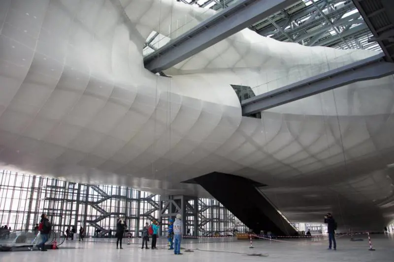 La Nuvola di Fuksas? Spostata di due metri: costruita sulla strada