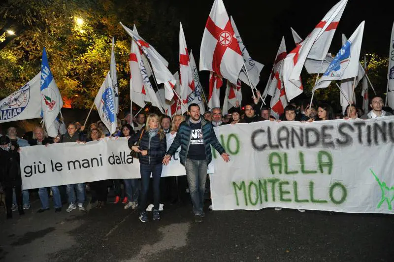 Montello, vigilia di tensione per l'arrivo dei 300 migranti