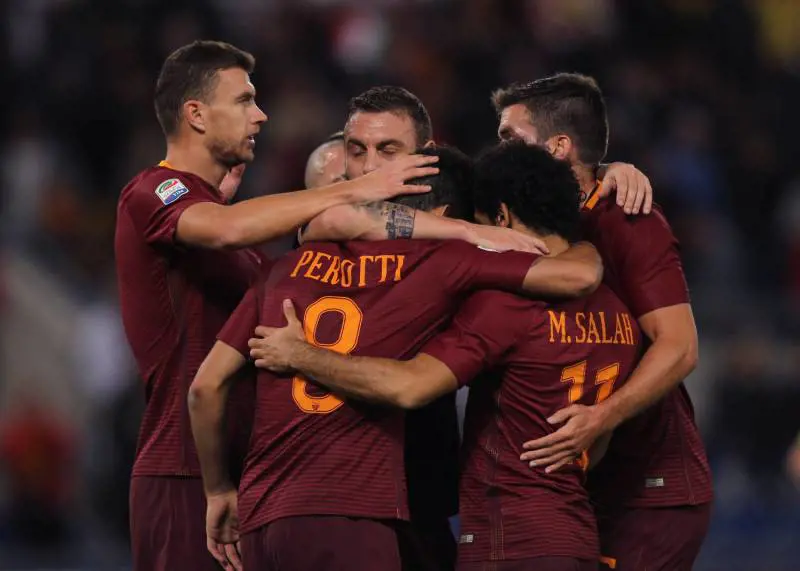 Un super Salah trascina la Roma: i giallorossi si riprendono il 2 posto