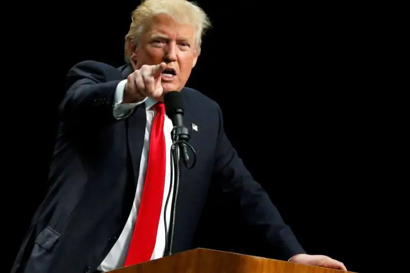 Trump sfida Raul Castro: "Accordo migliore o sarà rottura"