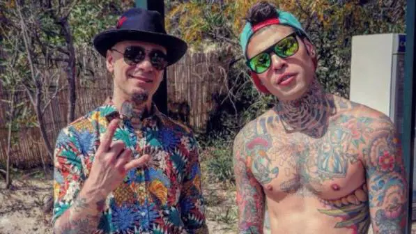"Comunisti col rolex", svelato il titolo dell'album di Fedez e J-Ax