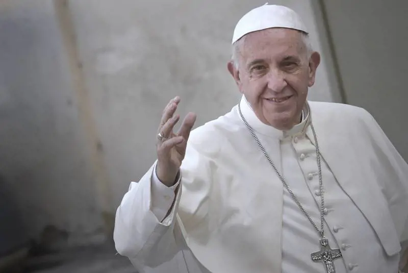 Papa Francesco tra "Il pranzo di Babette" e il pollo alla panna