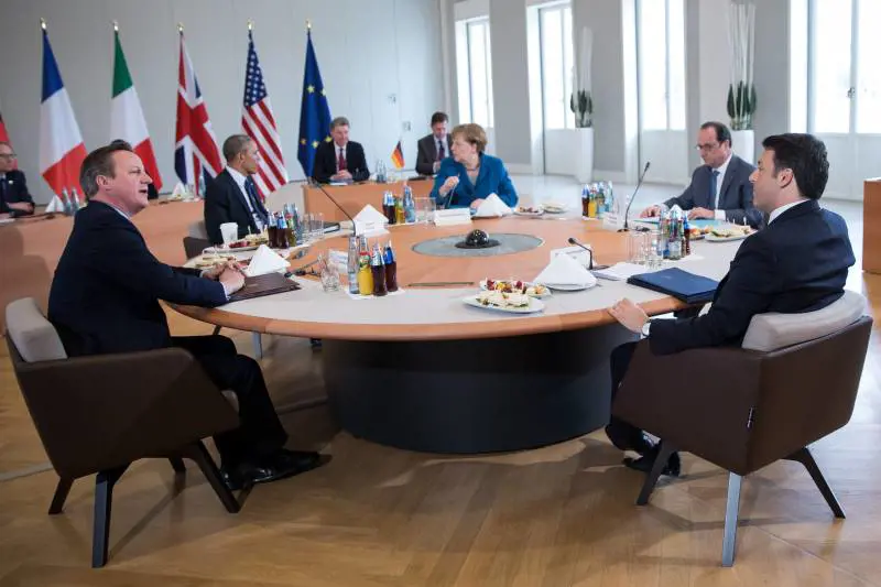 Pericolo caduta leader: è un 2016 anti-sistema. Si salva solo la Merkel