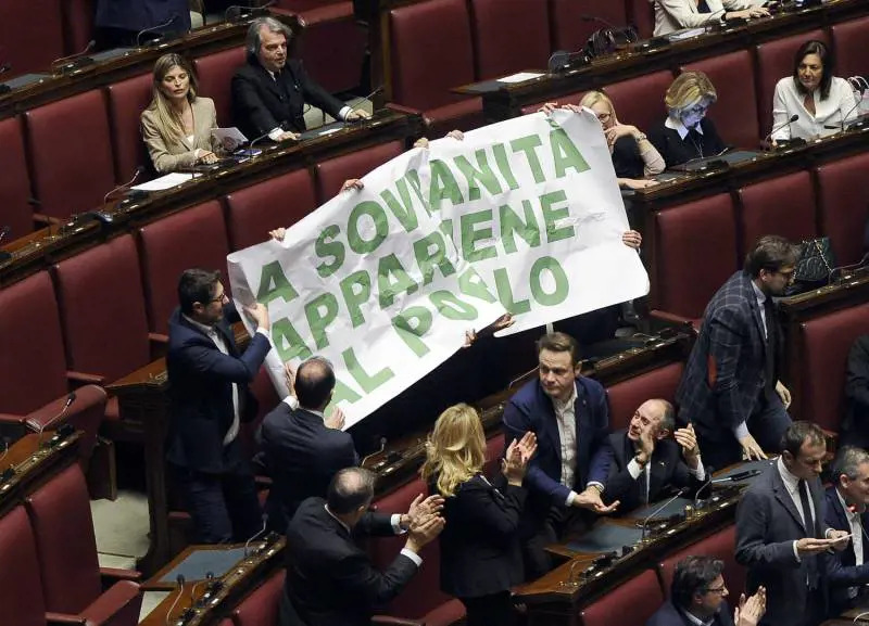 Il centrodestra cerca l'intesa Sul tavolo anche il Mattarellum