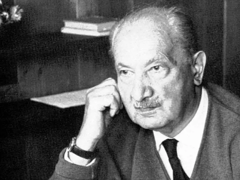 L'arte dell'esistenzialismo? Leggere la storia a un Caffè
