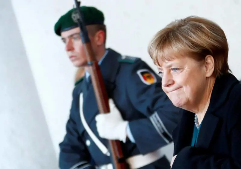 L'Europa secondo Angela: avanti solo con chi ci crede