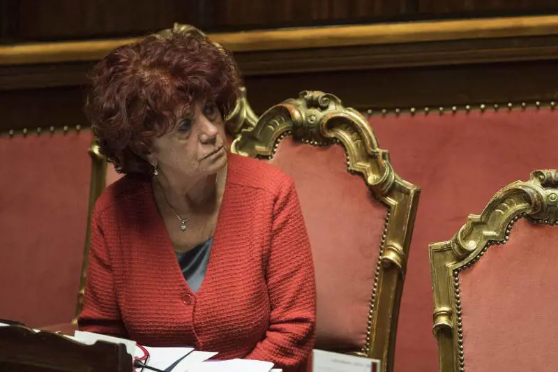 Alfano contro la Fedeli:  "Via la parola gender dalla legge"