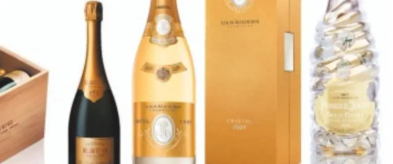 Champagne con i fiocchi per il cin cin delle feste
