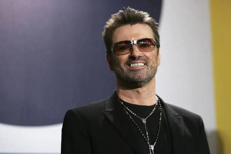 A tre anni dalla scomparsa George Michael torna per Natale