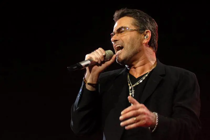 Due funerali per George Michael: Elton John canterà per lui