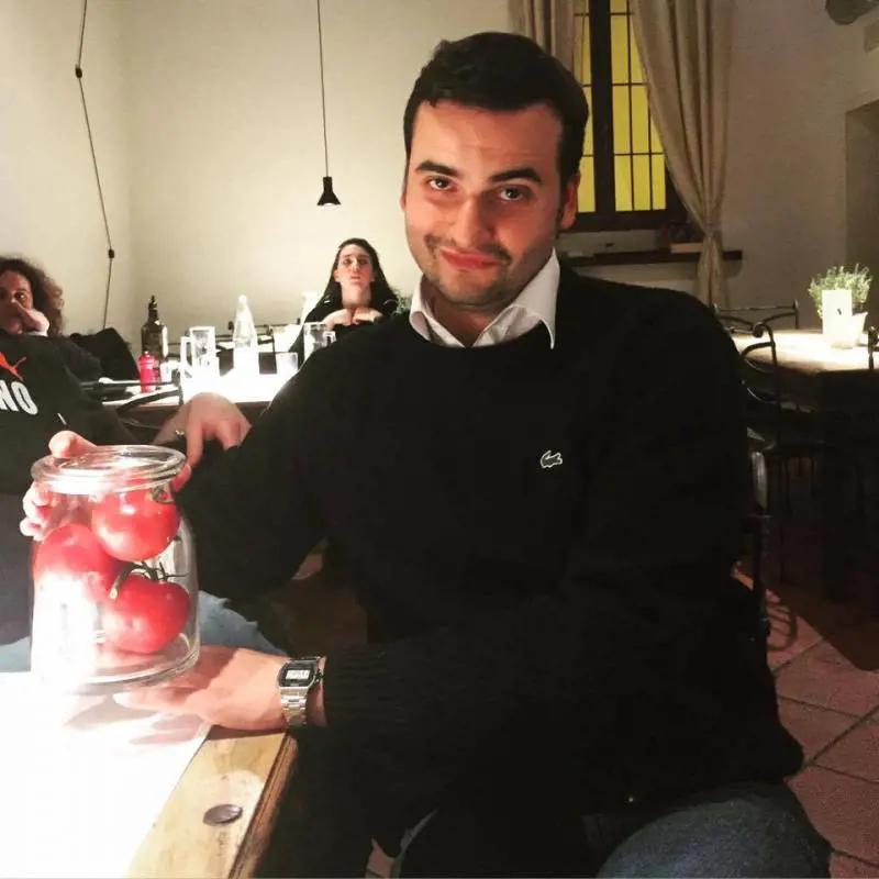 Dallo sbarco a Quarto al matrimonio tra specie: tutto il Sibilia show