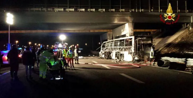 Incidente bus ungherese: autista è sotto inchiesta