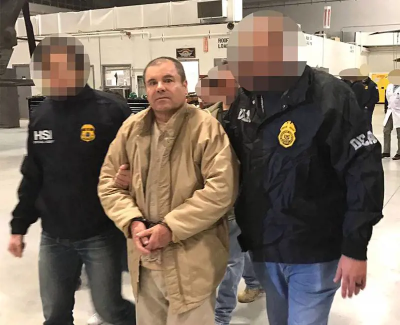 Evasione da film del re dei narcos: "El Chapo" usa tunnel nel bagno