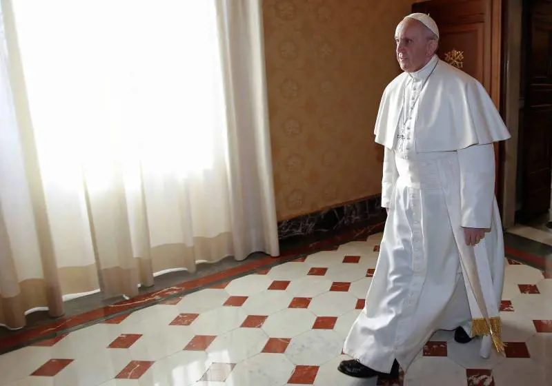 Papa Francesco: "Anche arrabbiarsi con Dio è pregare"