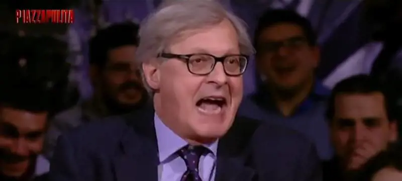 Stadio della Roma, Vittorio Sgarbi contro Totti: "È un cretino ignorante"