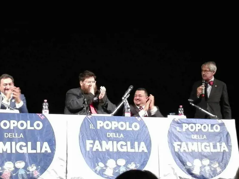 Adinolfi: "I cattolici dentro i partiti hanno fallito"