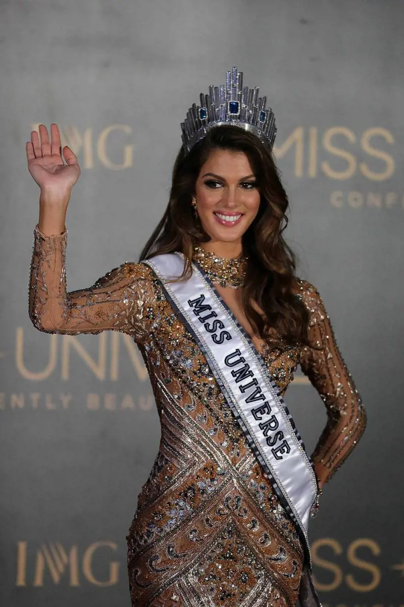 La francese Iris Mittenaere è la nuova Miss Universo