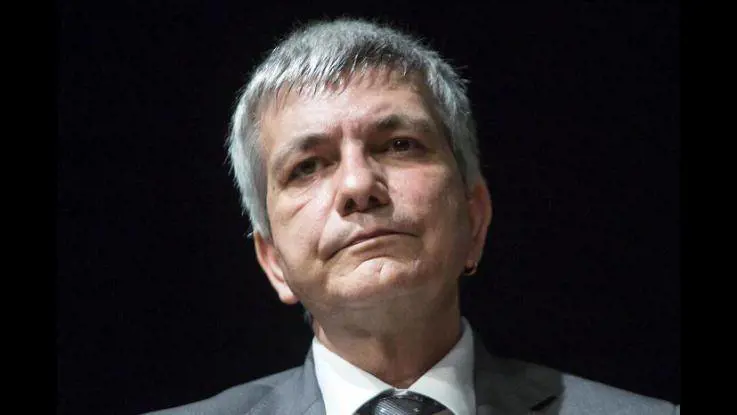 Vendola apre a D'Alema e De Magistris: listone anti Renzi