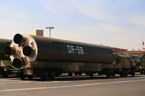 Cina, eseguito il rilascio di dieci testate multiple indipendenti