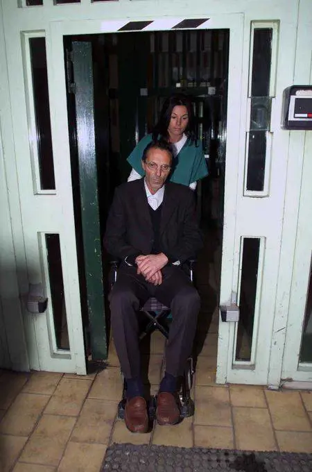 L'assassino di Calabresi torna in tribunale: ha picchiato il vicino