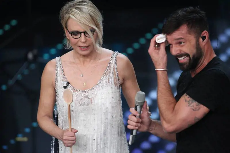 Maria De Filippi come Belen: a Sanremo vincono i meme