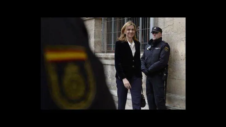 Poveri reali di Spagna. L'infanta alla sbarra per frode e riciclaggio